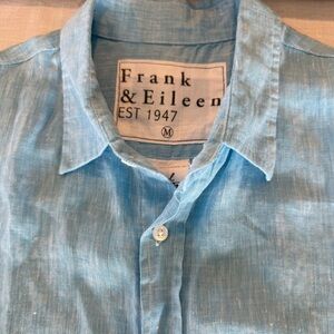 Like new Frank and Eileen Blue Paul size M in Italian Linen like Barry with seam